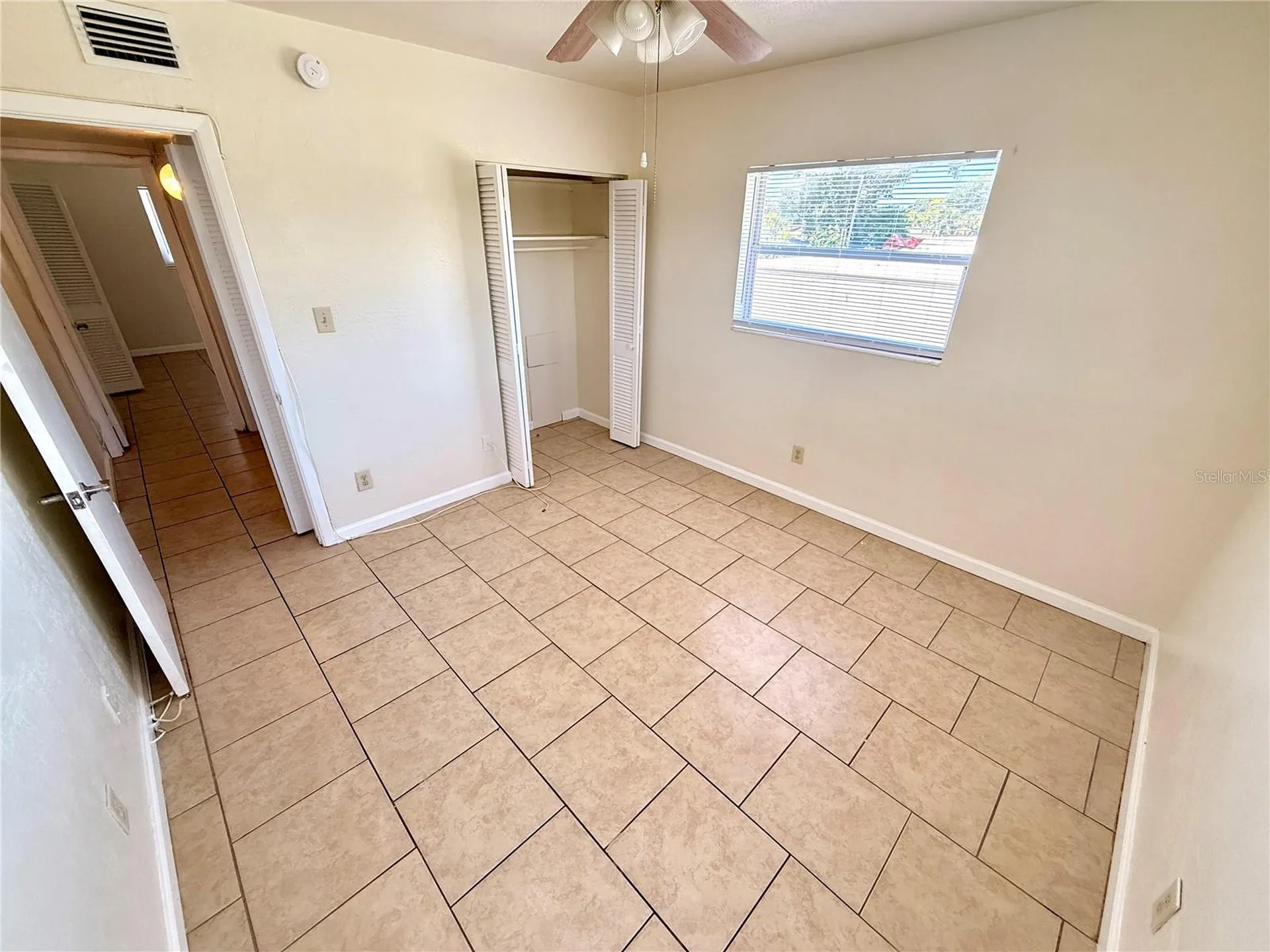 1050 62nd Avenue South St Petersburg FL 33705
