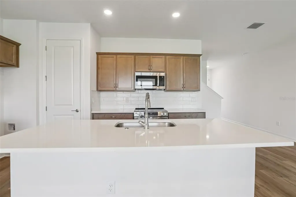 31455 Spanish Mission Road San Antonio FL 33576