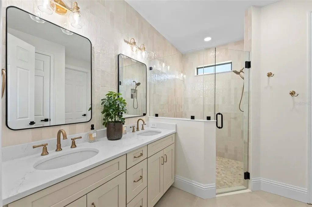 325 Villoresi Boulevard Nokomis FL 34275