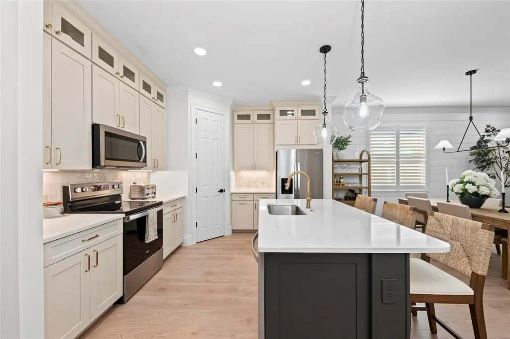 325 Villoresi Boulevard Nokomis FL 34275