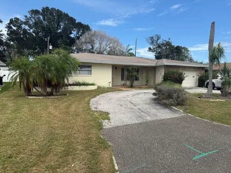 1336 Robin Road S St Petersburg FL 33707