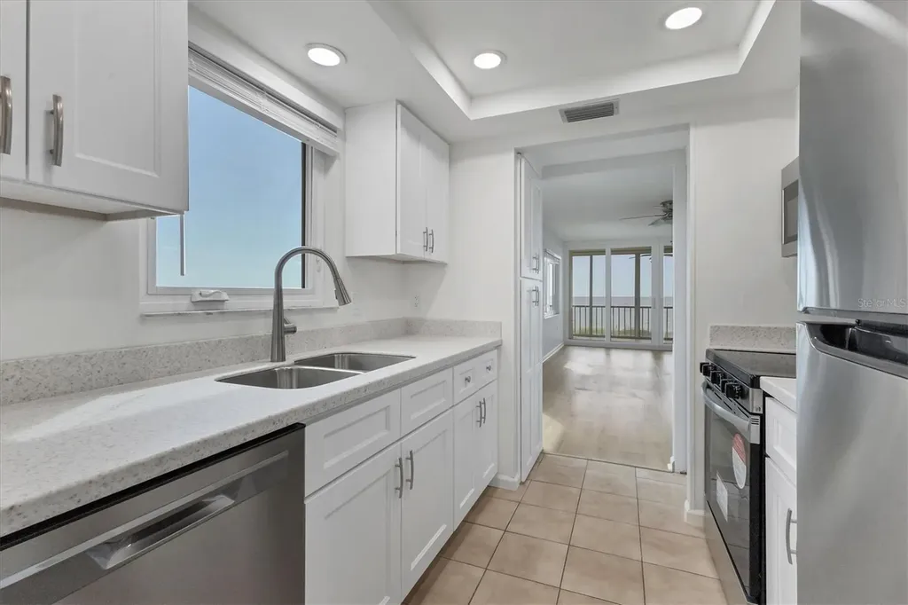 555 The Esplanade N Venice FL 34285