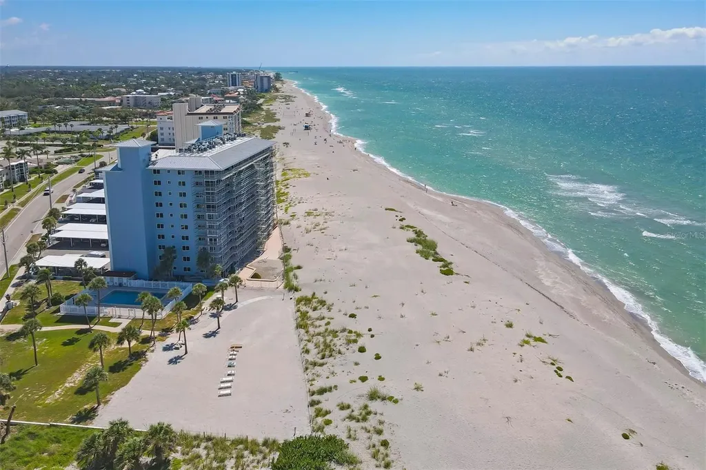 555 The Esplanade N Venice FL 34285