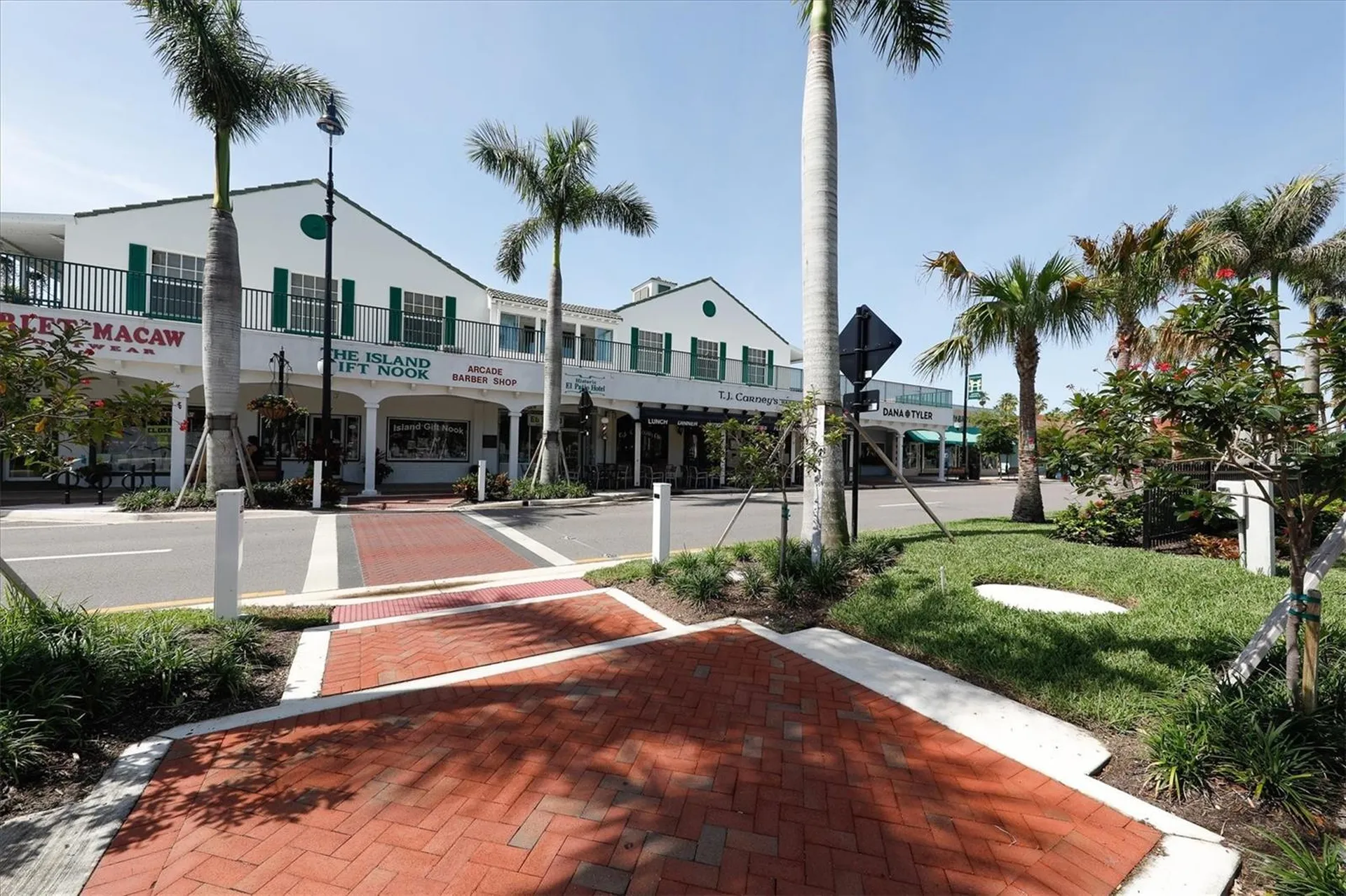 555 The Esplanade N Venice FL 34285