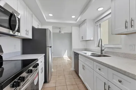 555 The Esplanade N Venice FL 34285