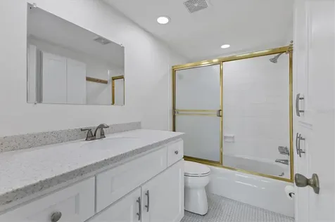 555 The Esplanade N Venice FL 34285