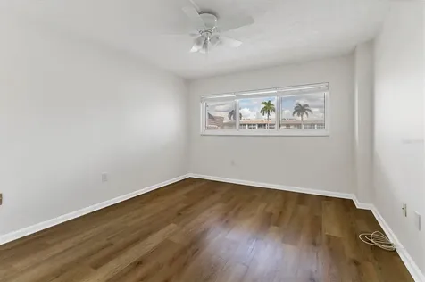 555 The Esplanade N Venice FL 34285