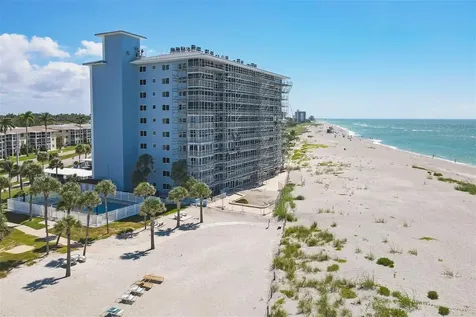 555 The Esplanade N Venice FL 34285
