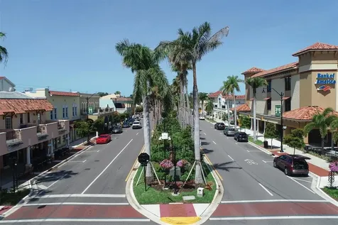 555 The Esplanade N Venice FL 34285