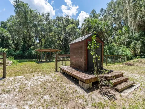 4645 NE 159th Place Citra FL 32113