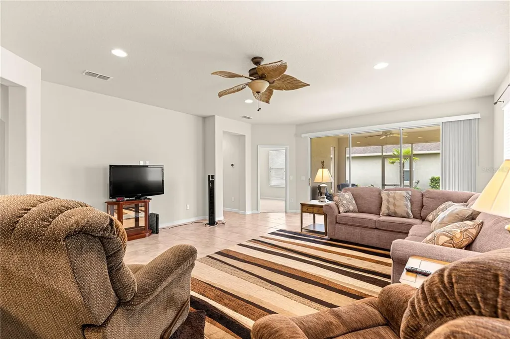 9090 SW 73rd Lane Ocala FL 34481