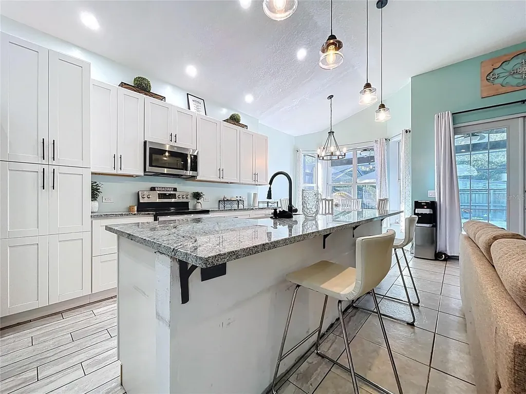 2003 Leichester Street Valrico FL 33594
