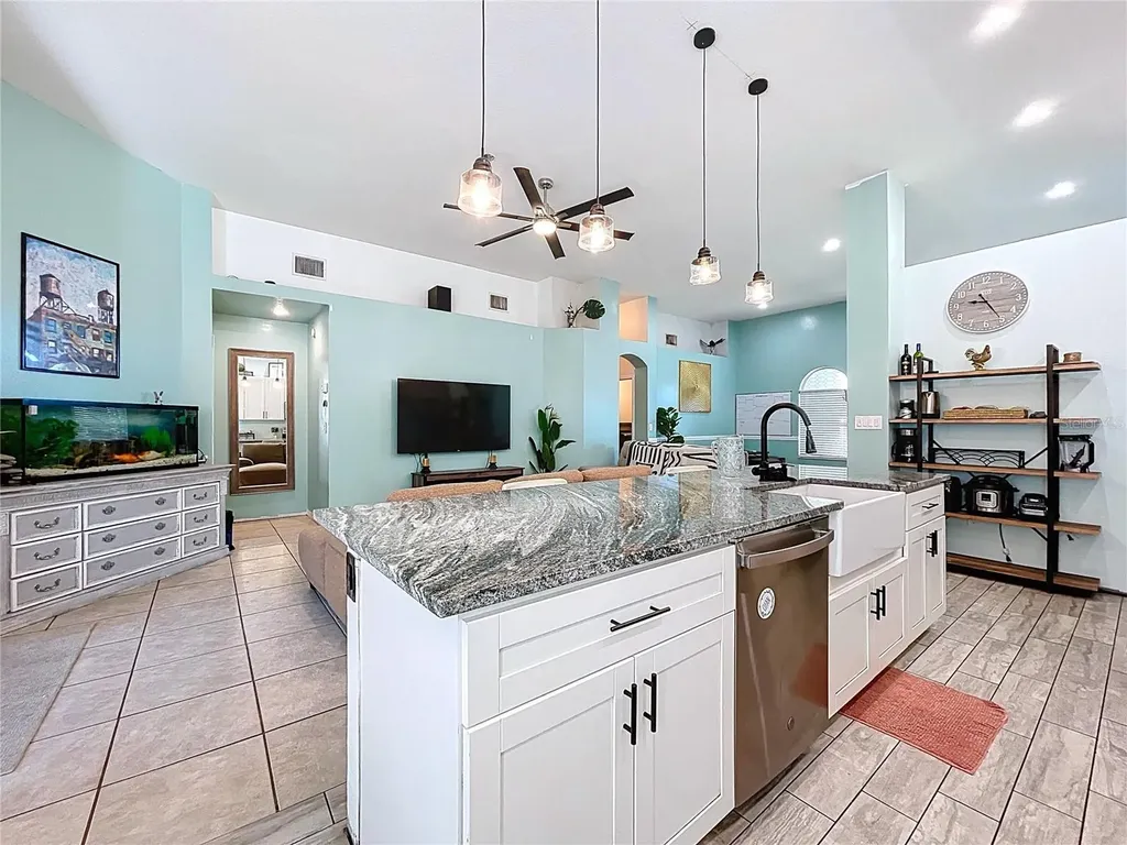 2003 Leichester Street Valrico FL 33594