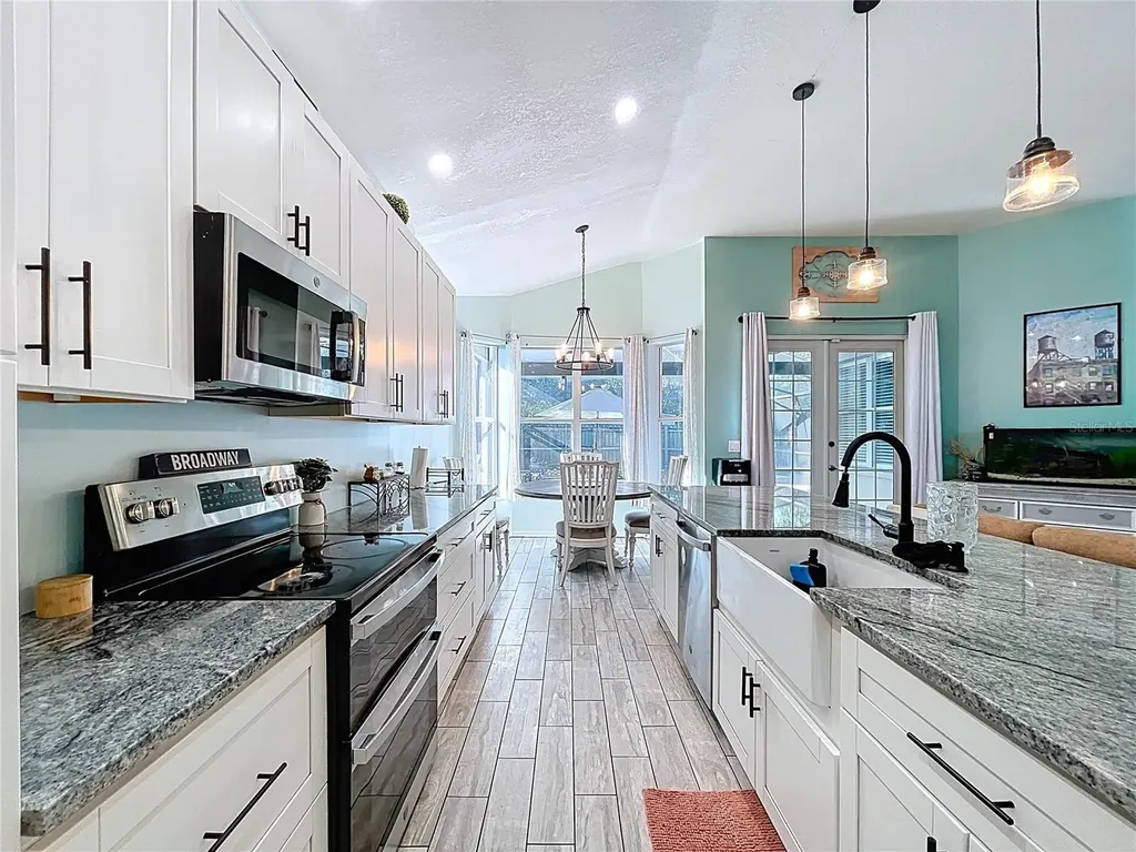 2003 Leichester Street Valrico FL 33594