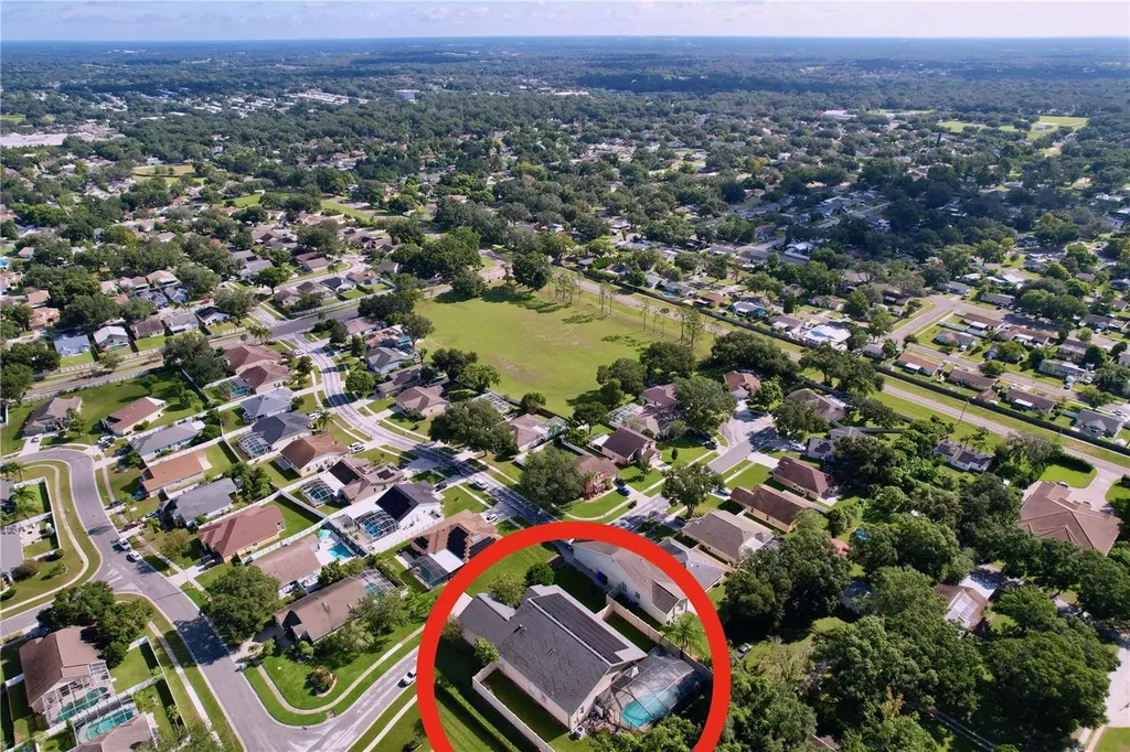 2003 Leichester Street Valrico FL 33594