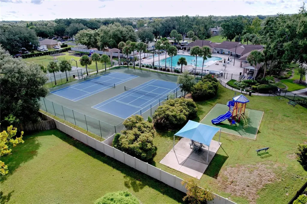 2003 Leichester Street Valrico FL 33594