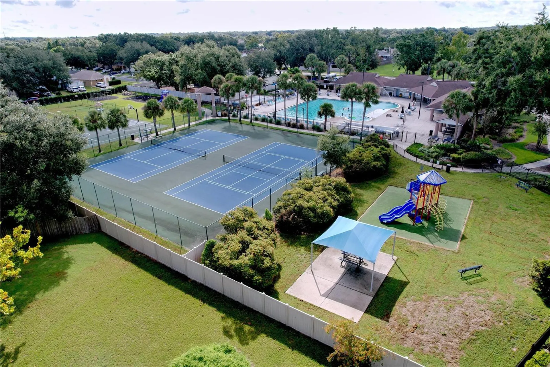 2003 Leichester Street Valrico FL 33594