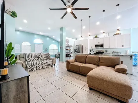 2003 Leichester Street Valrico FL 33594