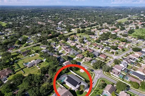 2003 Leichester Street Valrico FL 33594