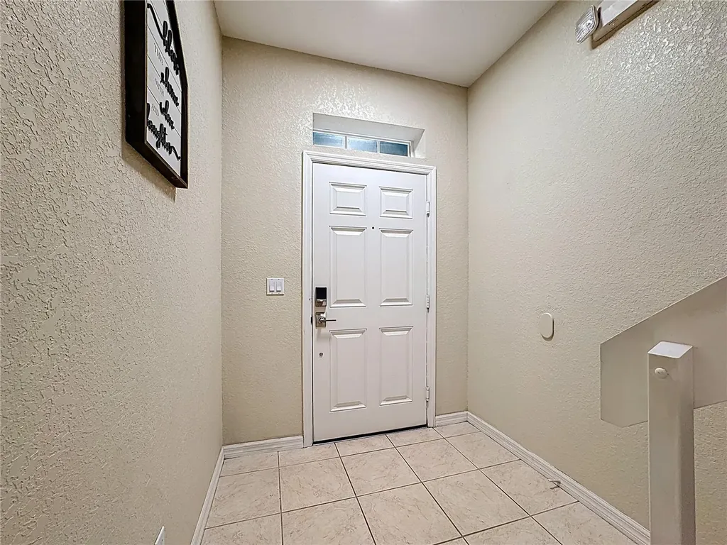 2412 Caravelle Circle Kissimmee FL 34746