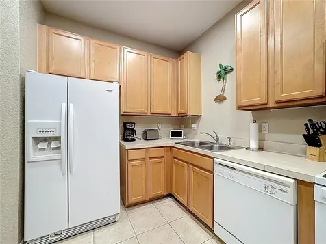 2412 Caravelle Circle Kissimmee FL 34746