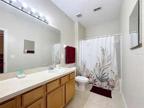 2412 Caravelle Circle Kissimmee FL 34746