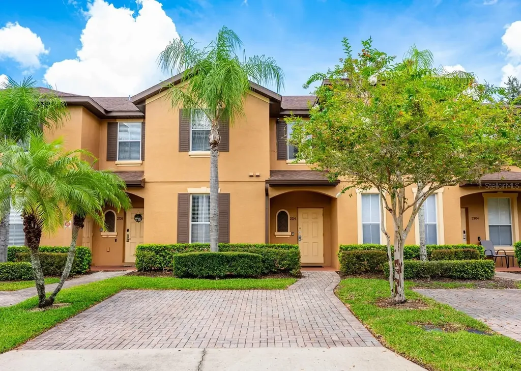 2714 Calabria Avenue Davenport FL 33897