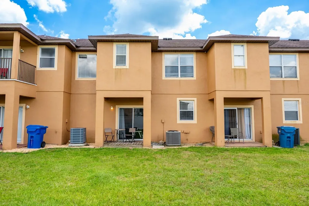 2714 Calabria Avenue Davenport FL 33897