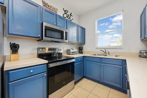 2714 Calabria Avenue Davenport FL 33897