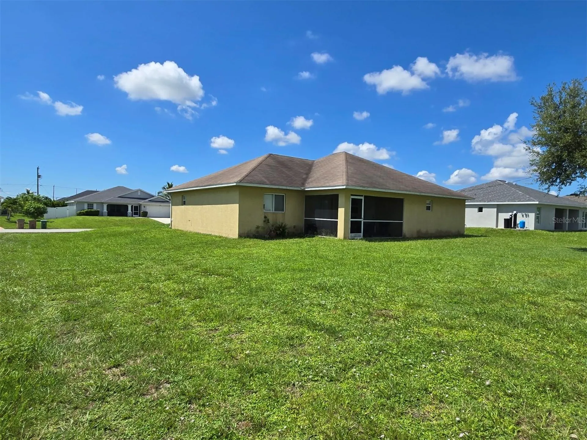 519 NW 26th Street Cape Coral FL 33993