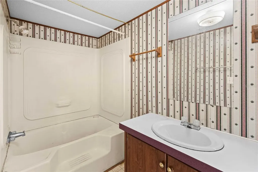 39140 Orient Avenue Zephyrhills FL 33542
