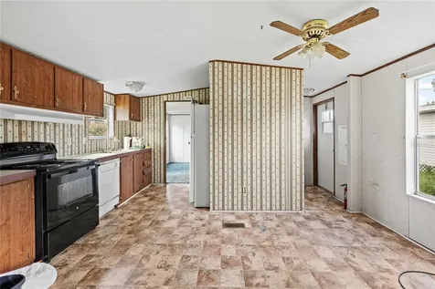39140 Orient Avenue Zephyrhills FL 33542