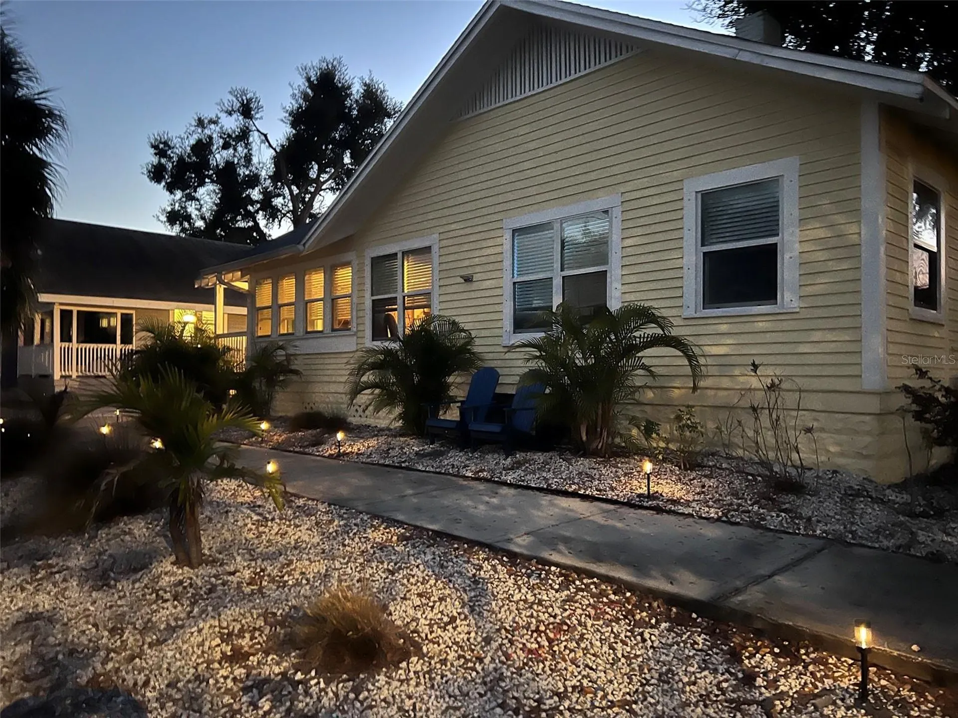 1137 Highland Street S St Petersburg FL 33701