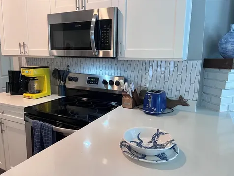 1137 Highland Street S St Petersburg FL 33701