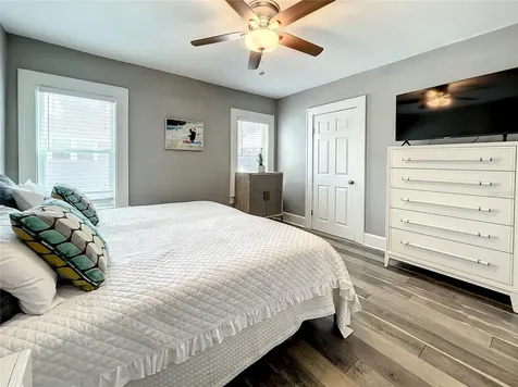 1137 Highland Street S St Petersburg FL 33701
