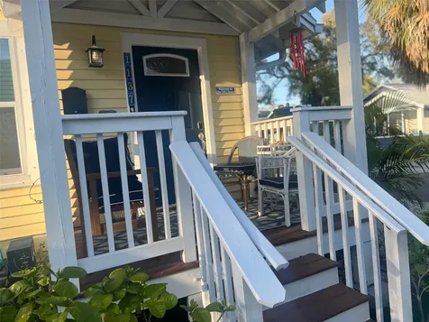 1137 Highland Street S St Petersburg FL 33701