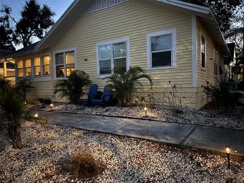 1137 Highland Street S St Petersburg FL 33701