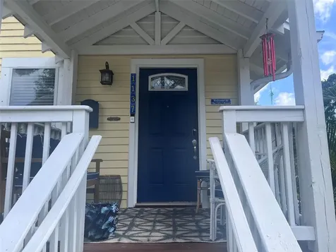 1137 Highland Street S St Petersburg FL 33701