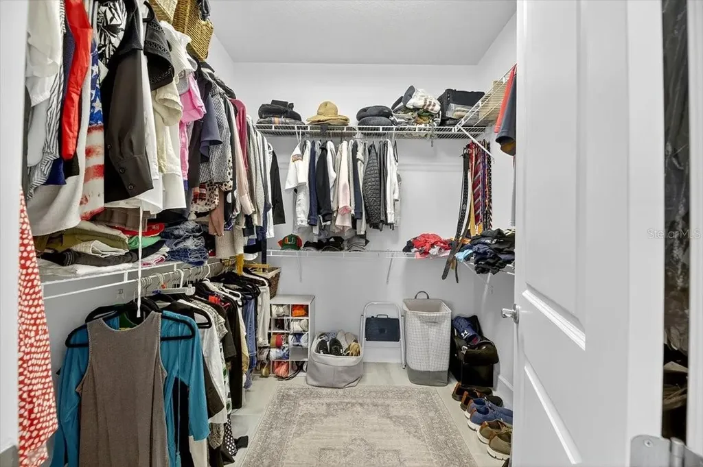 991 Signet Drive Apollo Beach FL 33572