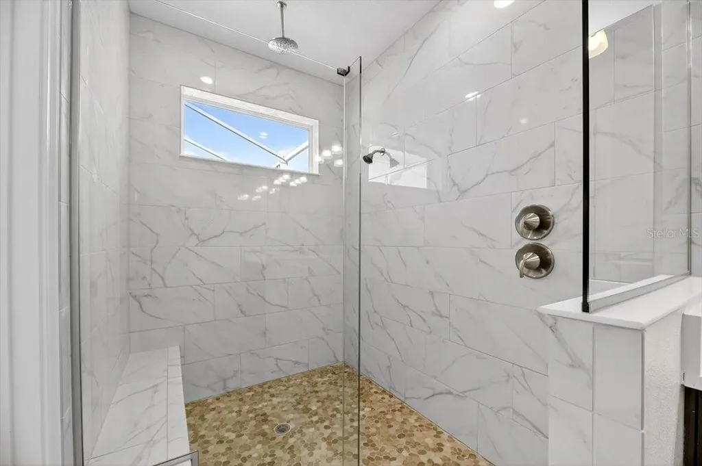 991 Signet Drive Apollo Beach FL 33572