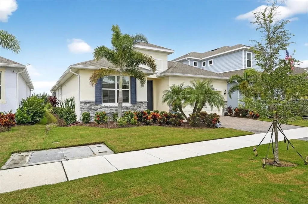 991 Signet Drive Apollo Beach FL 33572