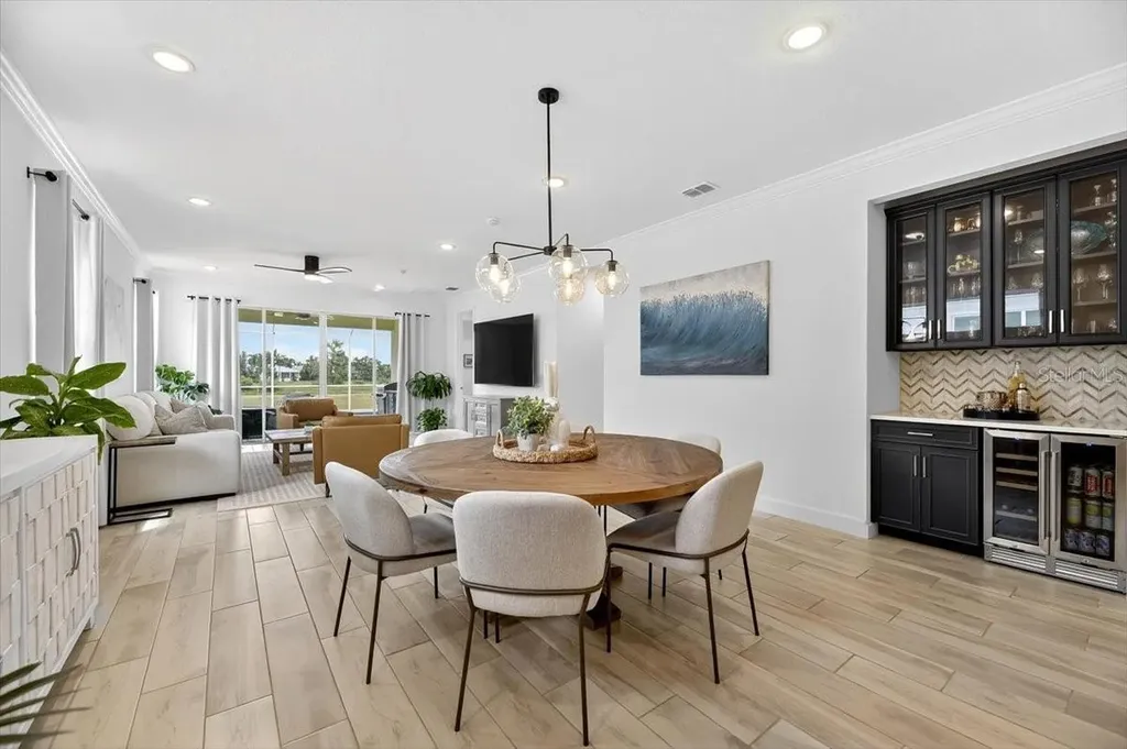 991 Signet Drive Apollo Beach FL 33572