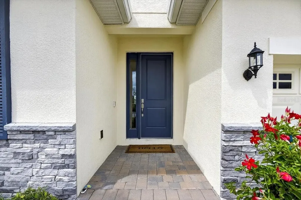 991 Signet Drive Apollo Beach FL 33572