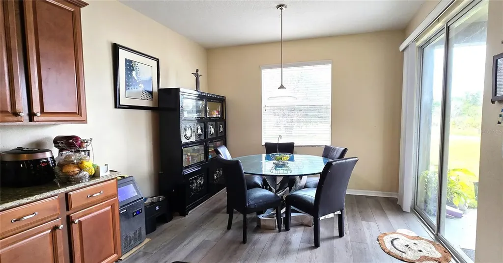 2432 Cumberland Cliff Drive Ruskin FL 33570