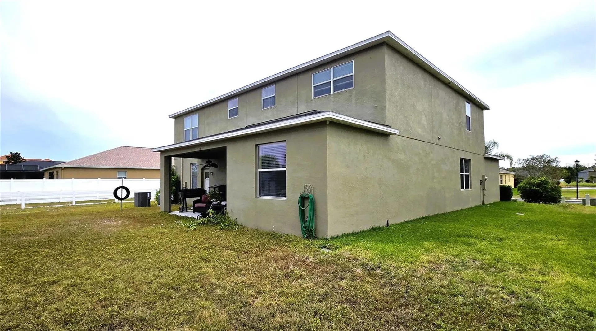 2432 Cumberland Cliff Drive Ruskin FL 33570