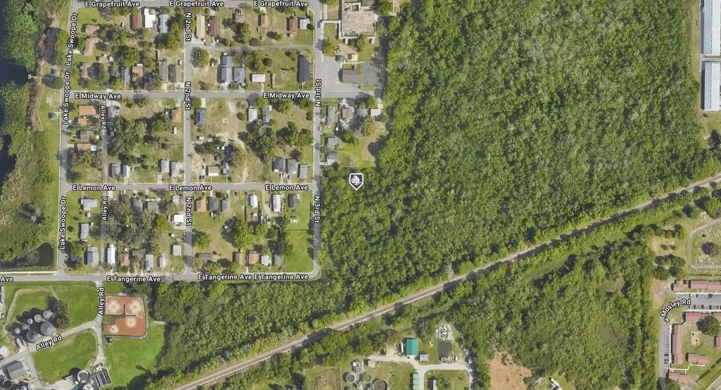 26-27-28-493500-011041 N 3rd Street Lake Alfred FL 33850