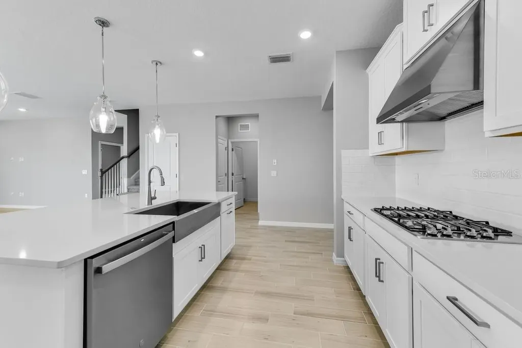 8562 Big Dipper Drive Sarasota FL 34241