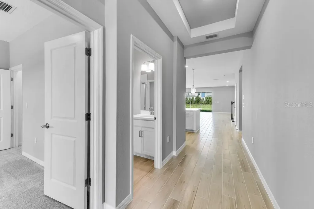 8562 Big Dipper Drive Sarasota FL 34241