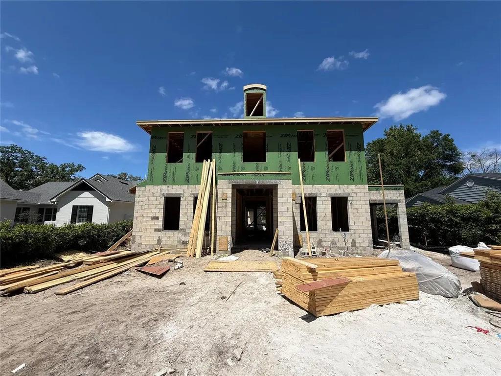 207 E Kings Way Winter Park FL 32789