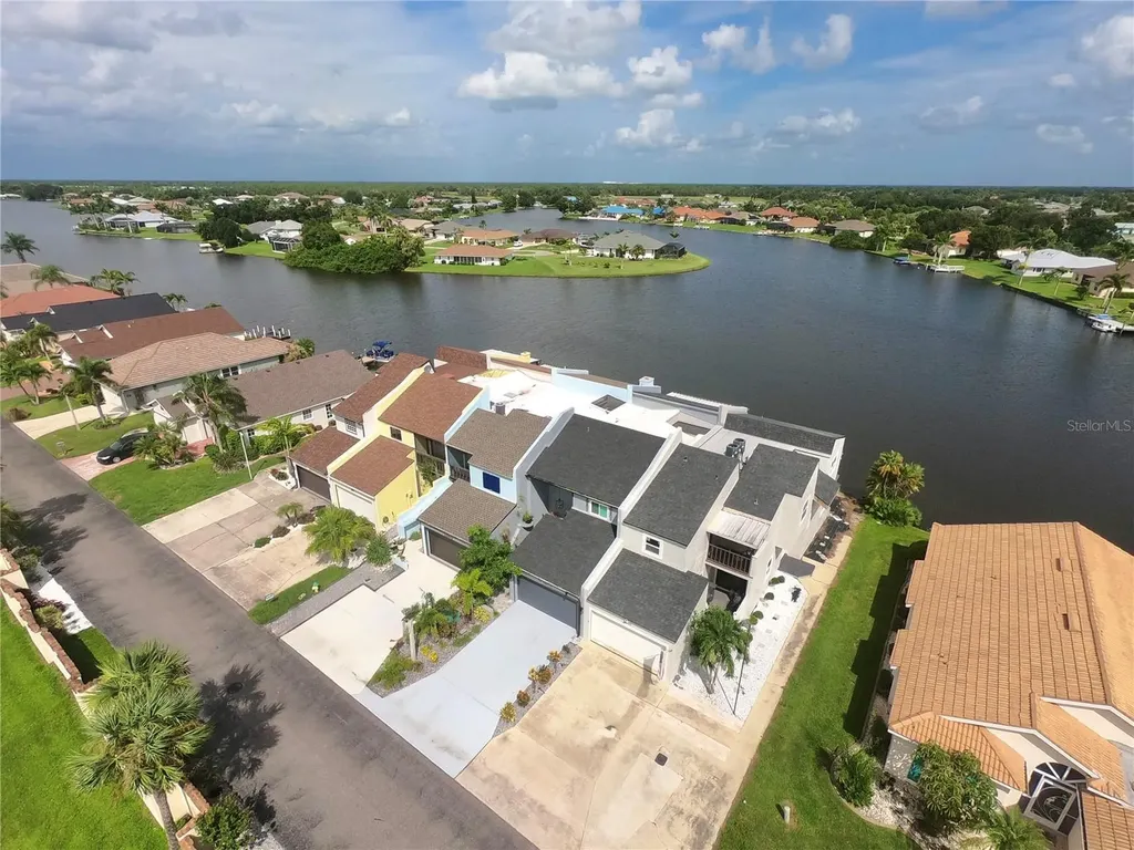 12918 SW Doug Drive Lake Suzy FL 34269
